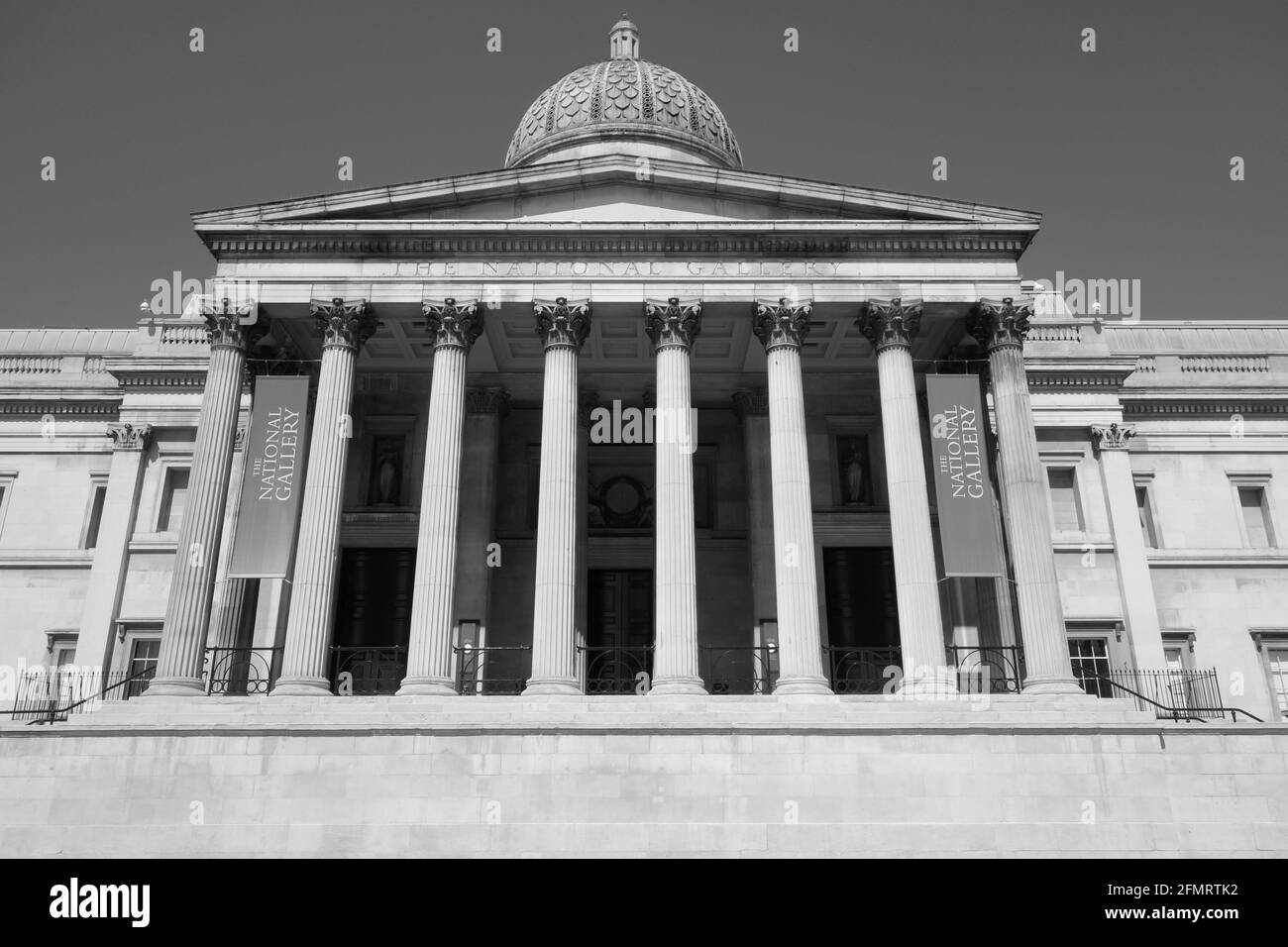 La National Gallery, Trafalgar Square, Londra, Regno Unito. Foto Stock