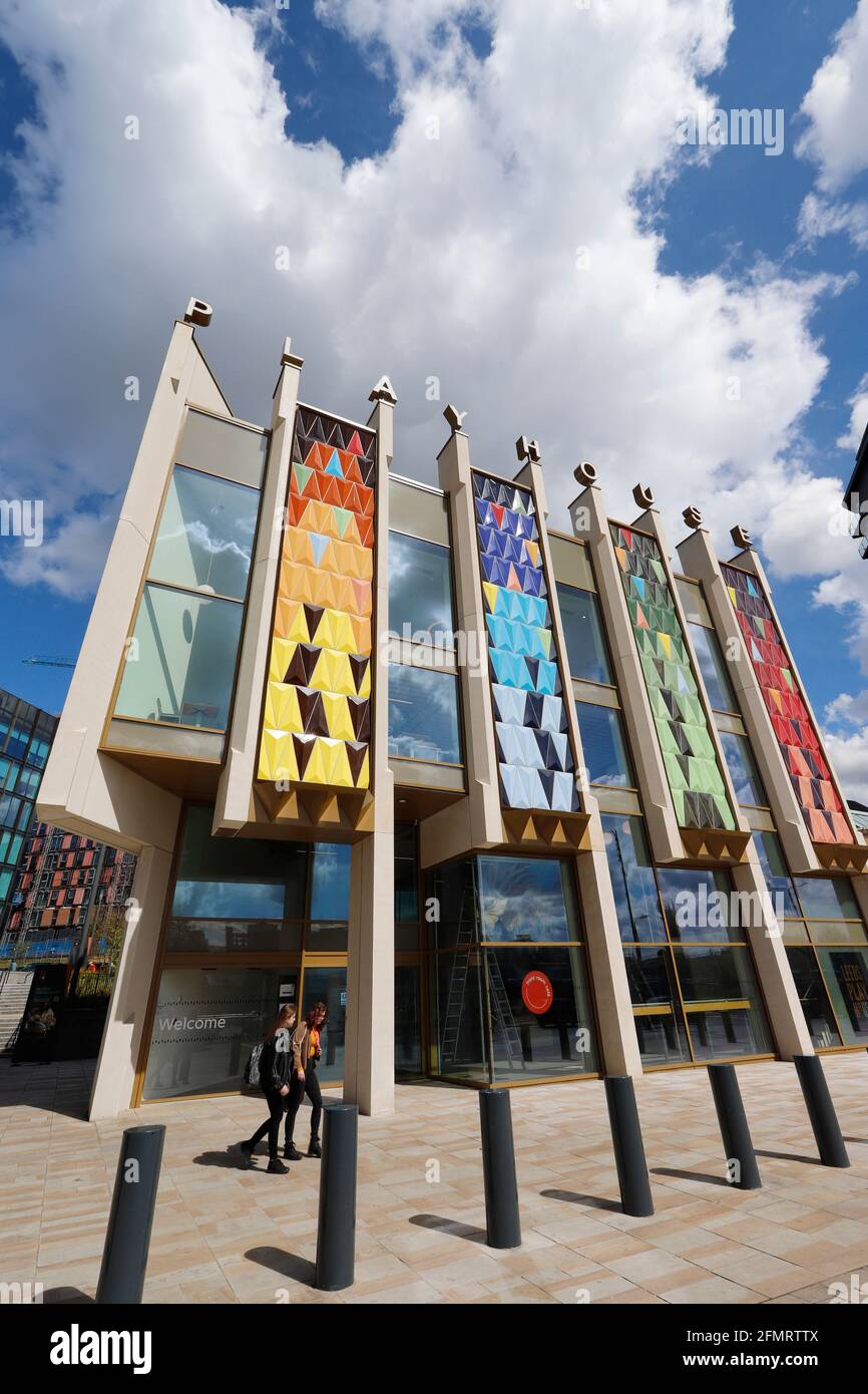 Esterno della Leeds Playhouse, Leeds, Yorkshire, Regno Unito. Precedentemente West Yorkshire Playhouse. Foto Stock