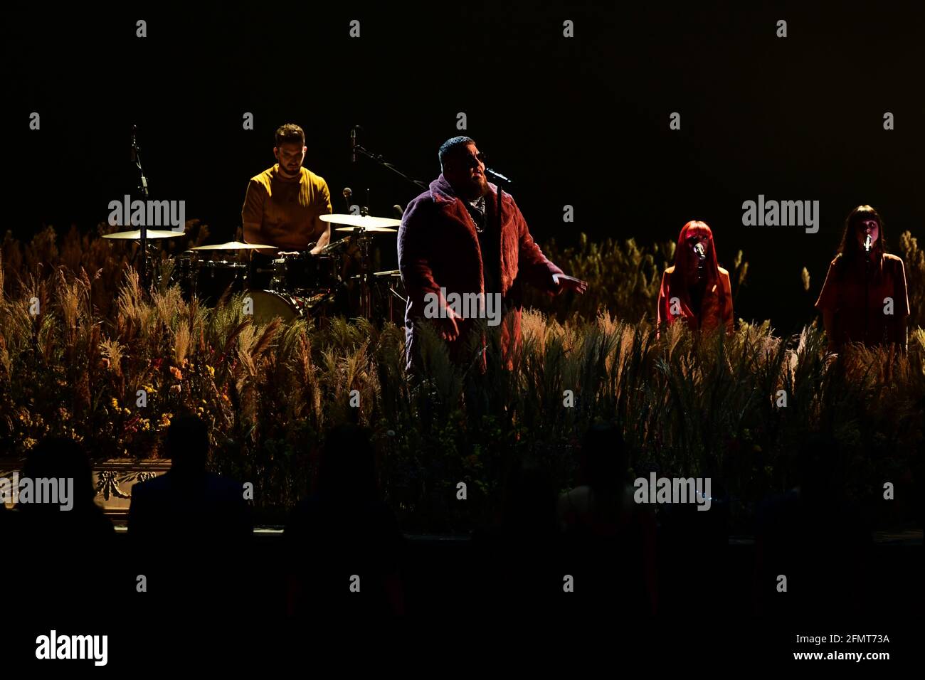 Rag'n'Bone Man si esibisce durante i Brit Awards 2021 all'O2 Arena di Londra. Data immagine: Martedì 11 maggio 2021. Foto Stock