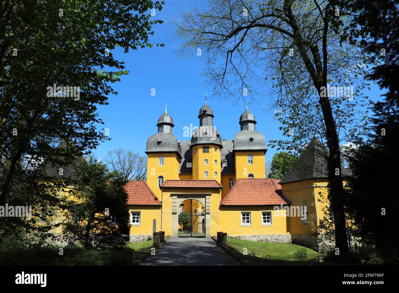 Schloss Holte oder Holter Schloss, barockes Wasserschloss aus dem 17. Jahrhundert, Schloss Holte-Stukenbrock, Nordrhein-Westfalen, Germania Foto Stock