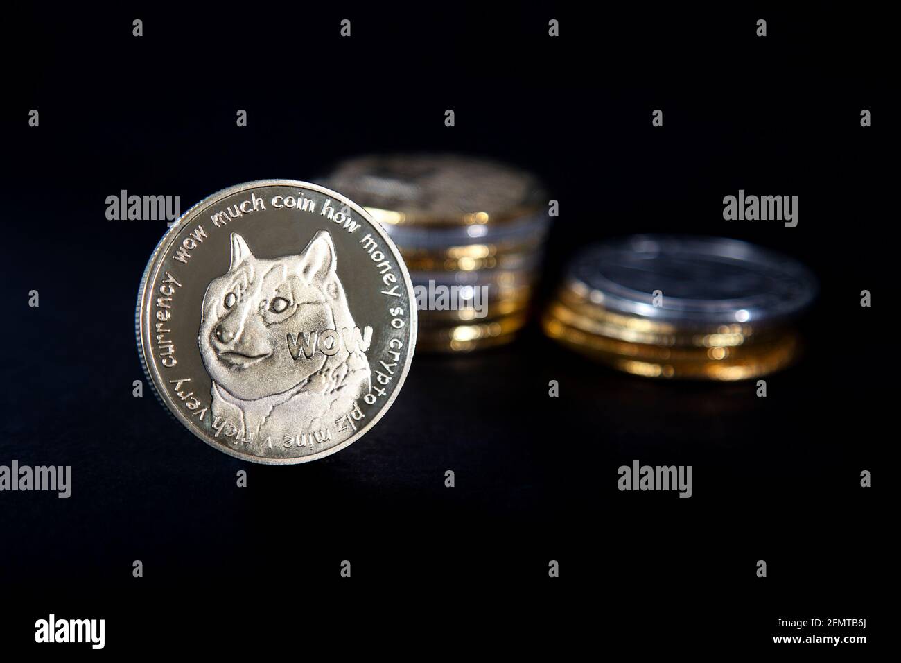 Cryptocurrency bitcoin gettone dogecoin monete Foto Stock