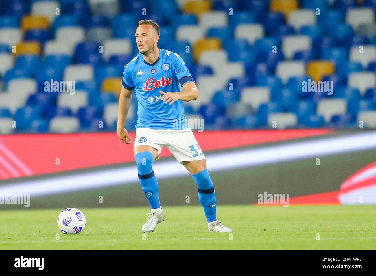 Amir Rrahmani, difensore del Kossovari della SSC Napoli, controlla la palla durante la partita di calcio della Serie A tra SSC Napoli e Udinese. Napoli ha vinto il 5-1 Foto Stock