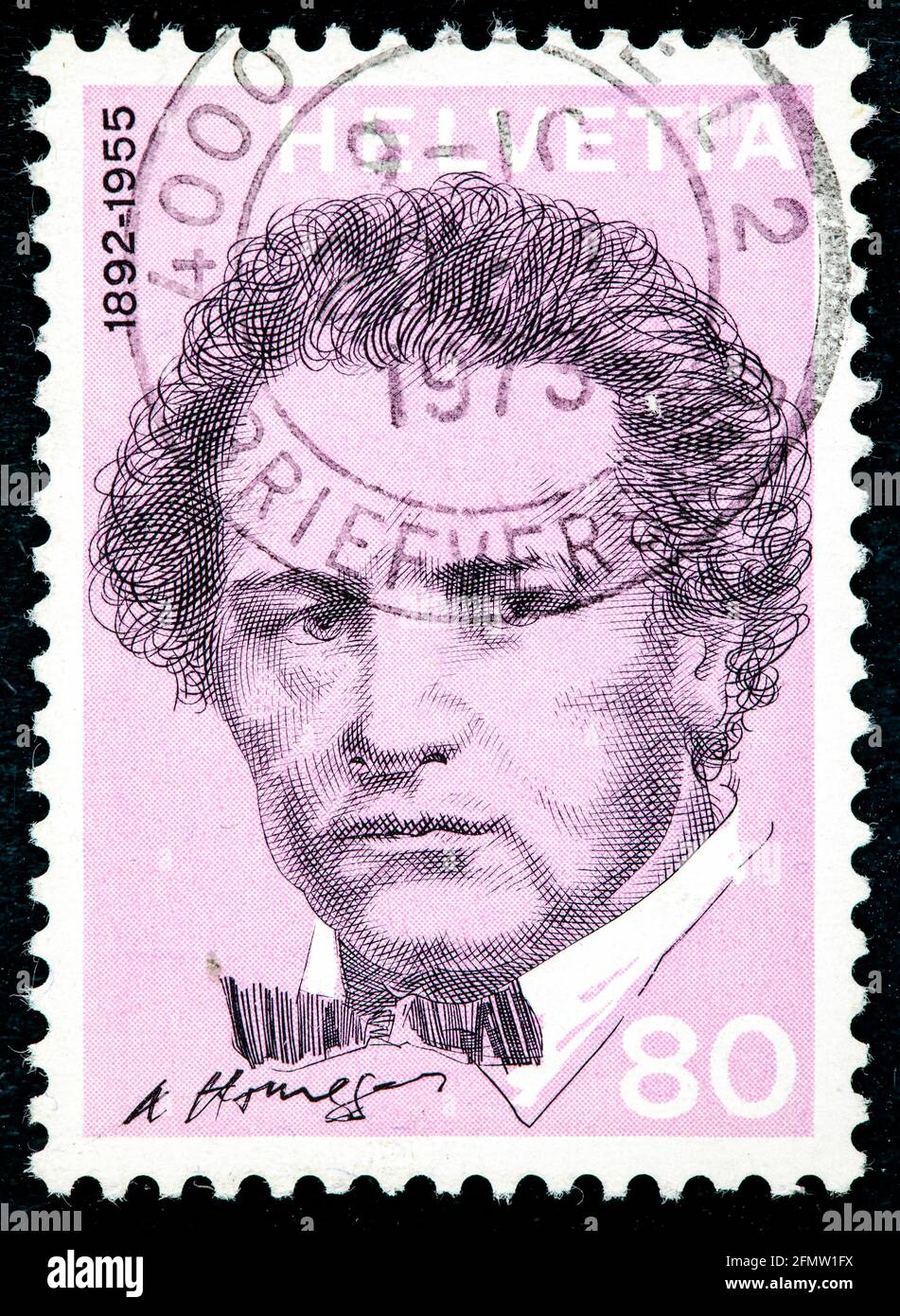 Svizzera - circa 1972: Un francobollo stampato in SVIZZERA mostra un ritratto di Oscar Arthur Honegger la serie 'Ritratti e firme' intorno al 19 Foto Stock