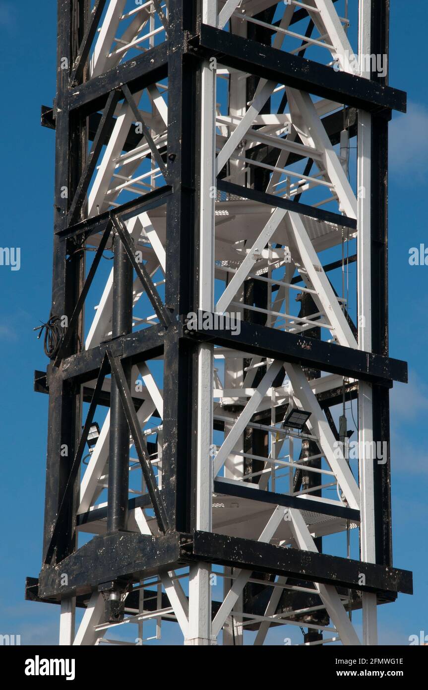 Dettaglio di una grande gru che lavora nel cantiere per un'assistenza di 9 piani e sviluppo medico, South Caulfield, Melbourne, Australia Foto Stock