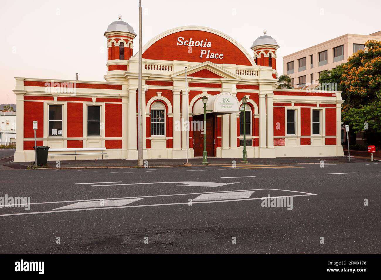 Rockhampton, Queensland, Australia - 24 dicembre 2014. L'edificio Schotia Place è un edificio storico unico costruito nel 1898. Foto Stock