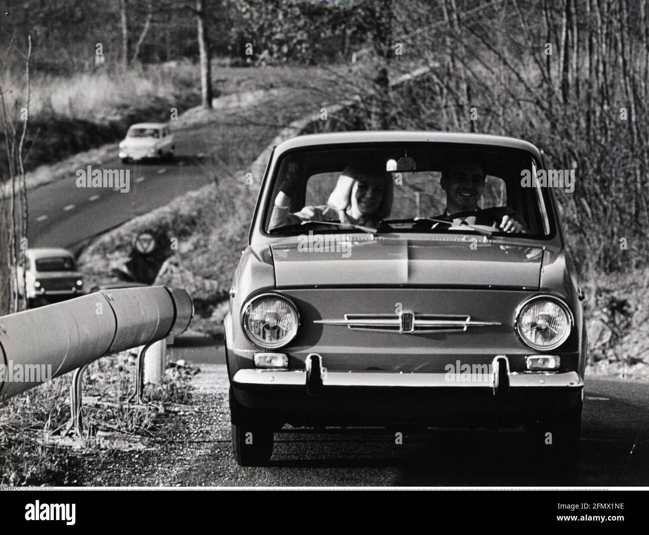 Trasporto / trasporto, auto, varianti di veicoli, Fiat 850, vista da davanti, GERMANIA, ANNI '60, INFORMAZIONI-AGGIUNTIVE-DI-AUTORIZZAZIONE-DIRITTI-NON-DISPONIBILI Foto Stock