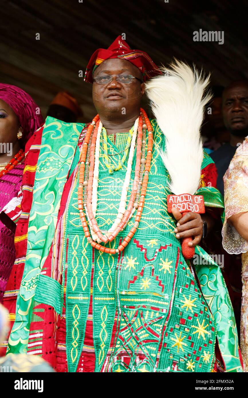 Osun Osogbo Monarch: Ataoja in un umore pensivo Foto Stock