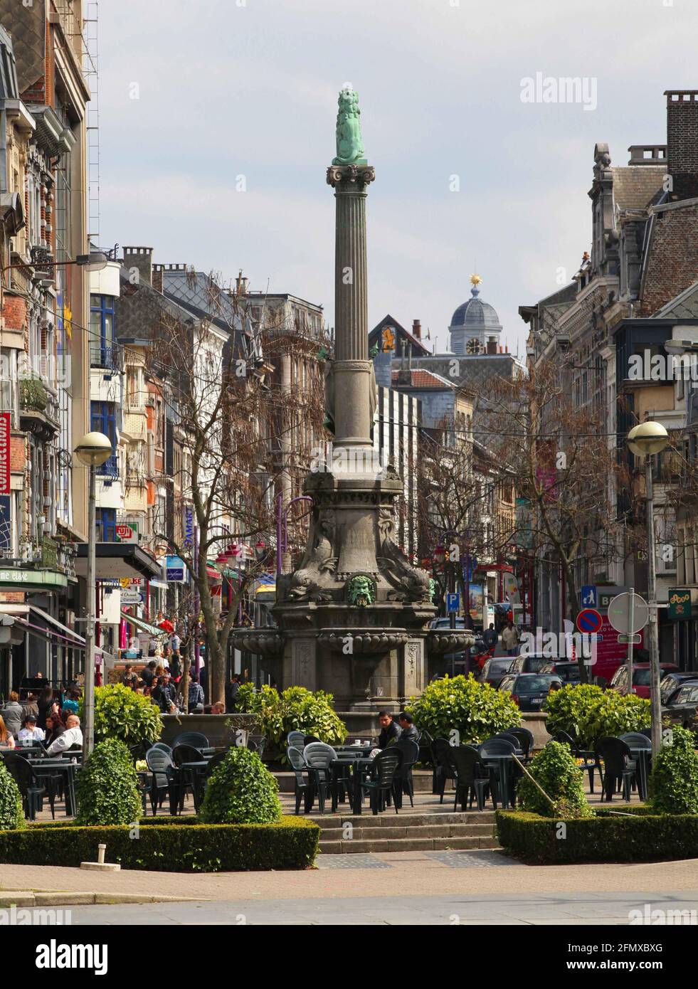 Verviers, Stadt in der Wallonie in Belgien, besticht u. a. durch seine Haeuserzeilen aus der Gruenderzeit. Verviers guerra bis weit nel 20. Jahrhundert Foto Stock