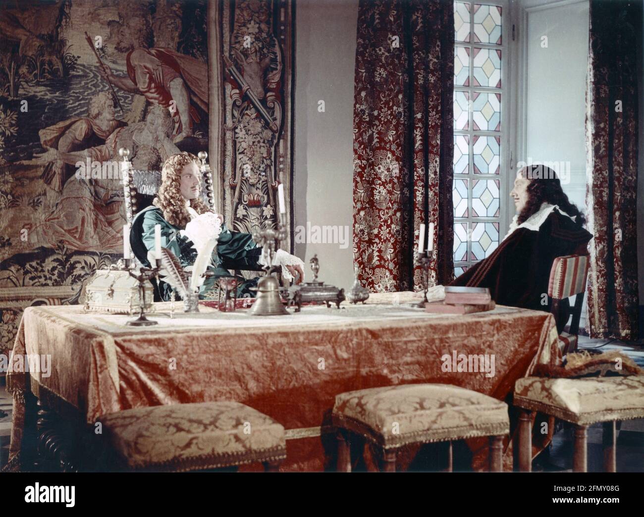 Si Versailles m'était conté anno : 1954 Francia Direttore : Sacha Guitry Georges Marchal, Jacques Varennes Foto Stock
