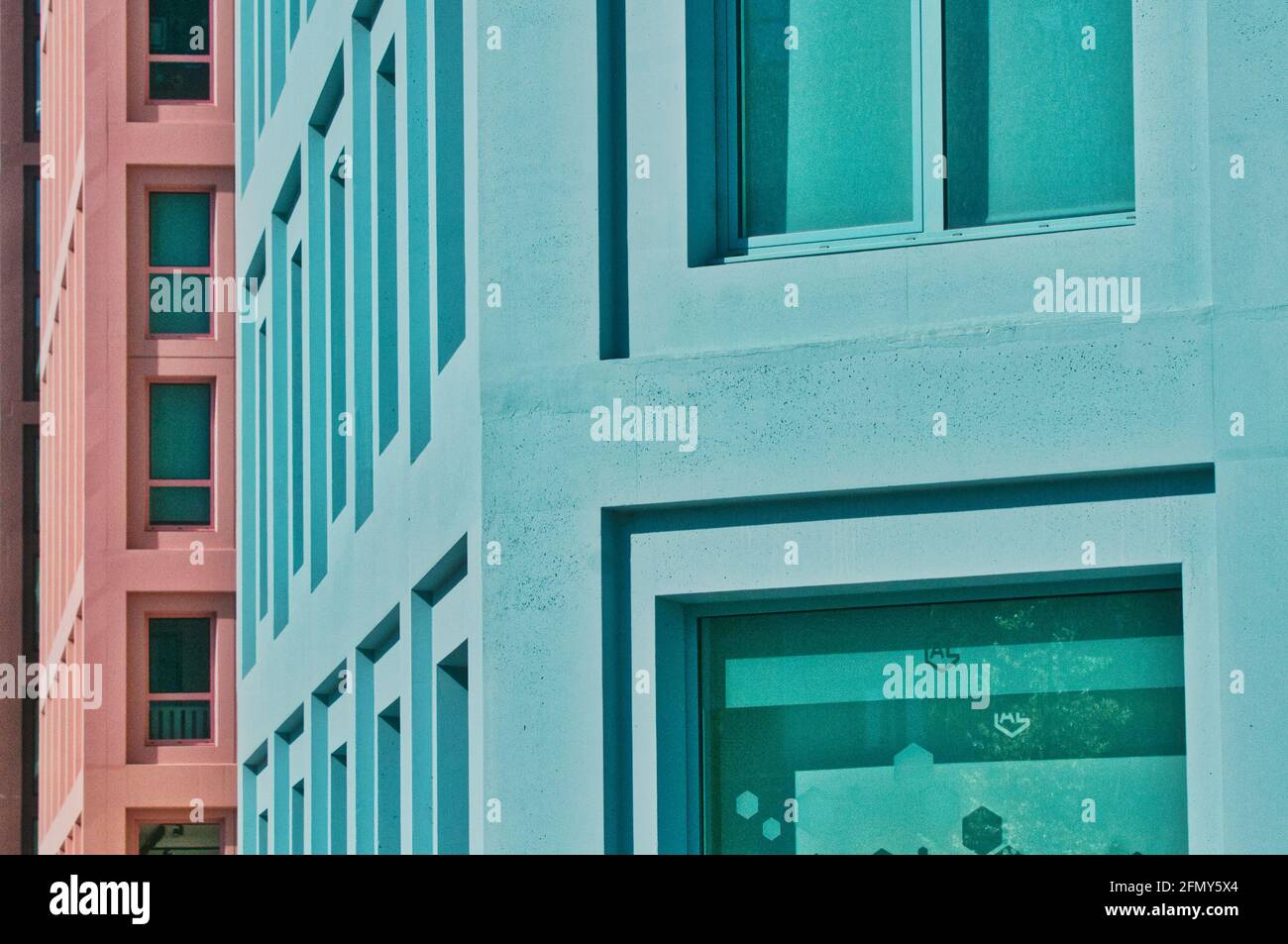 Colori e architettura nella città di Strasburgo - Couleurs et Architecture à Strasbourg Foto Stock