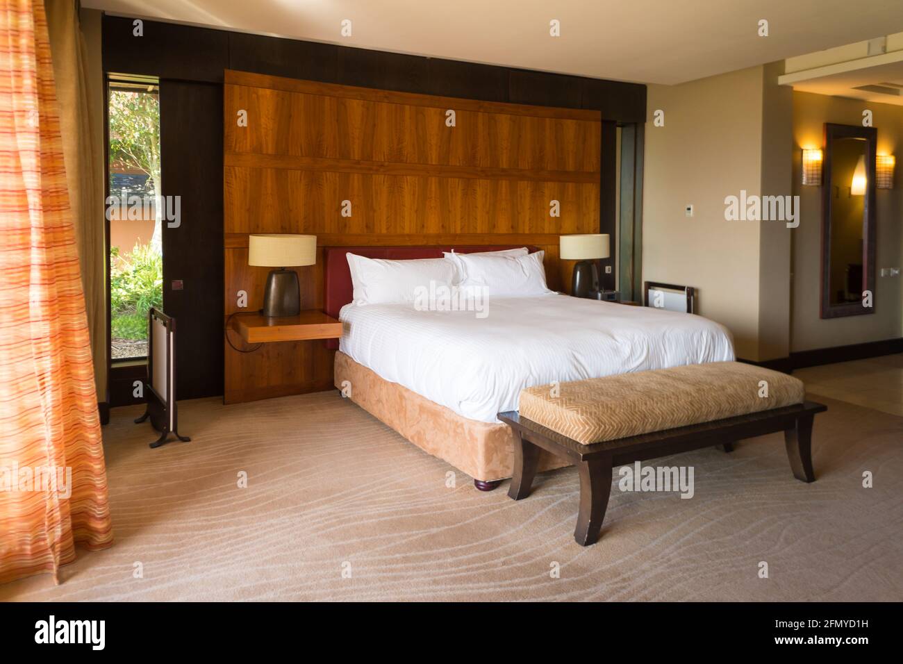 Pezula hotel camera da letto suite a Knysna, Sud Africa concetto di turismo e alloggio di viaggio Foto Stock