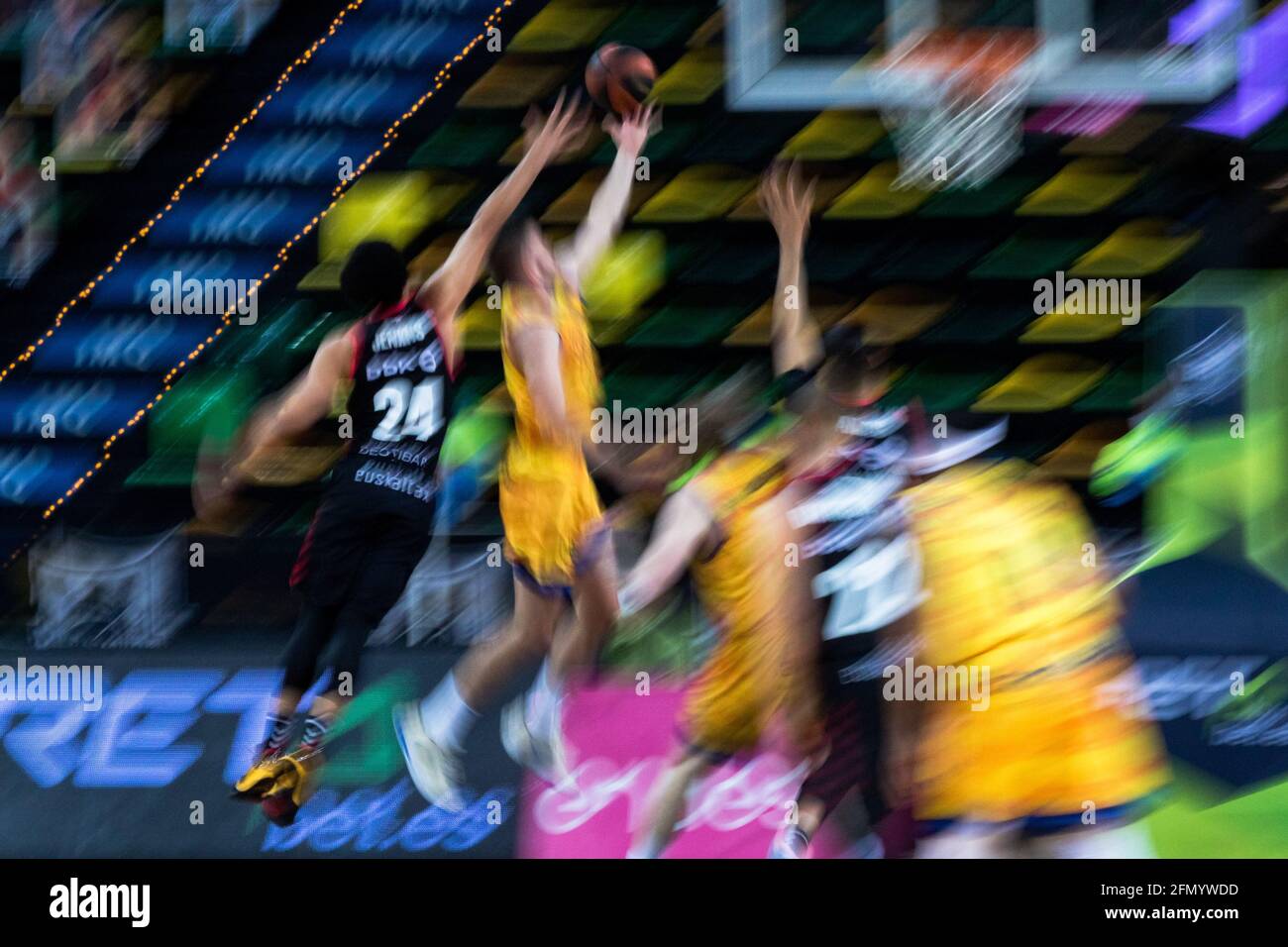 Bilbao, Paesi Baschi, SPAGNA. 12 maggio 2021 durante la partita Liga ACB tra Bilbao Basket e Herbalife Gran Canaria alla Miribilla Bilbao Arena. Gran Canaria ha vinto 71:92 Credit: EDU del Fresno/ZUMA Wire/Alamy Live News Foto Stock