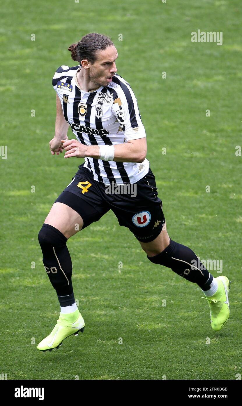 Mateo Pavlovic of Angers durante il campionato francese Ligue 1 partita di  calcio tra Angers SCO e Dijon FCO (DFCO) il 9 maggio 2021 allo Stade  Raymond Kopa ad Angers, Francia -