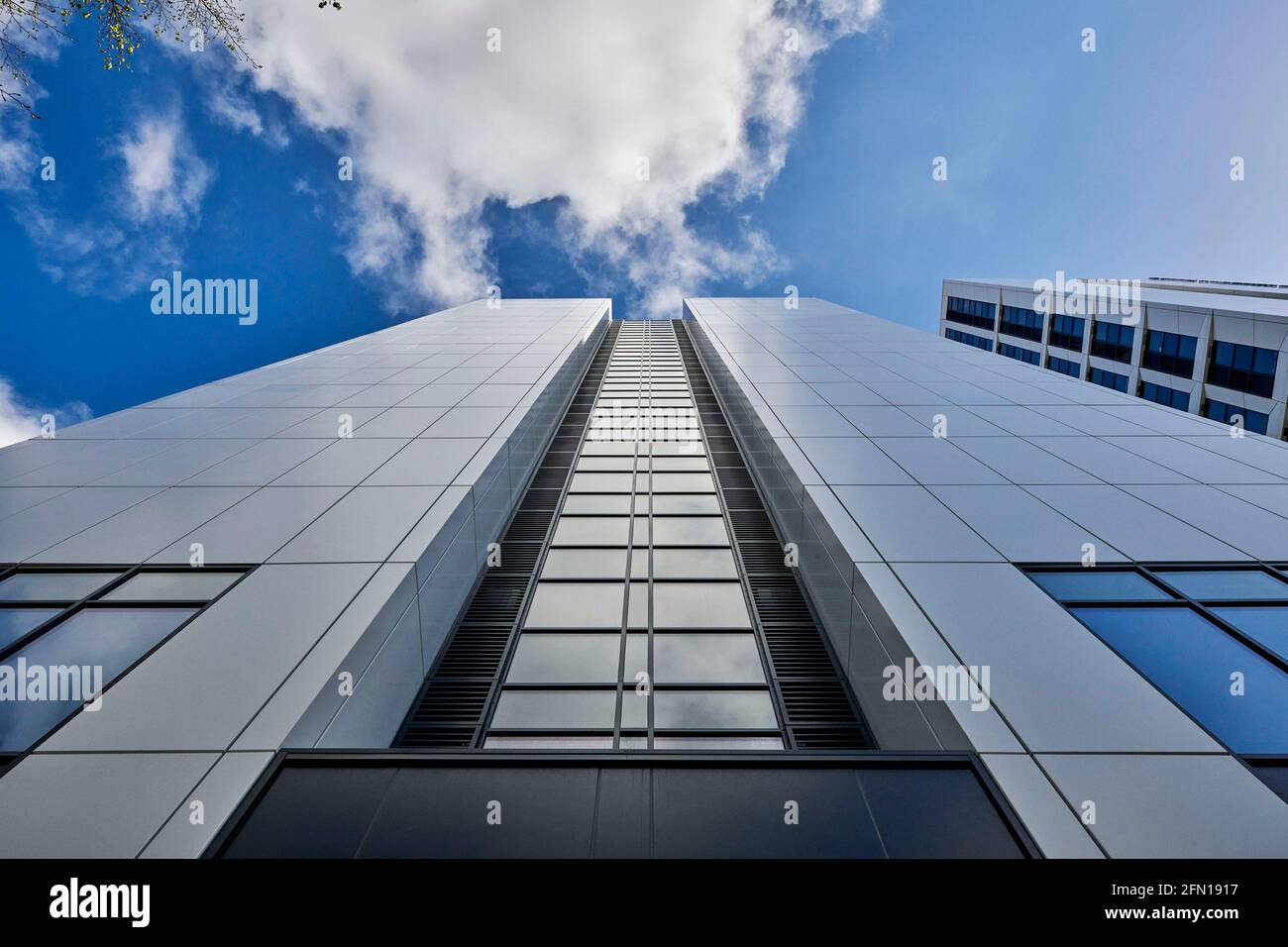 Nuove torri di alloggi per studenti a White Rose View, Merrion Way, nel centro di Leeds, West Yorkshire, Inghilterra nord-orientale, Regno Unito Foto Stock
