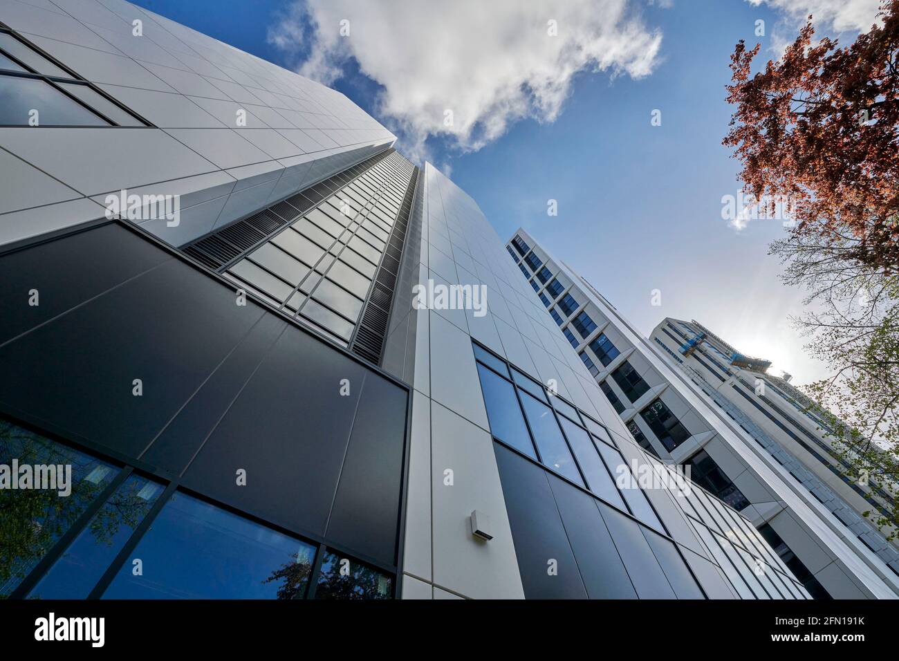 Nuove torri di alloggi per studenti a White Rose View, Merrion Way, nel centro di Leeds, West Yorkshire, Inghilterra nord-orientale, Regno Unito Foto Stock