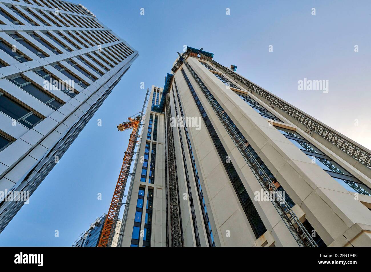 Nuove torri di alloggi per studenti a White Rose View, Merrion Way, nel centro di Leeds, West Yorkshire, Inghilterra nord-orientale, Regno Unito Foto Stock