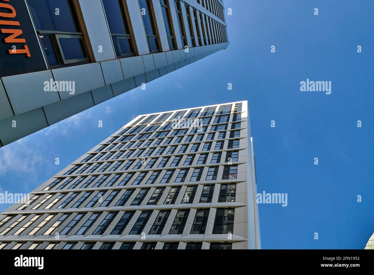 Nuove torri di alloggi per studenti a White Rose View, Merrion Way, nel centro di Leeds, West Yorkshire, Inghilterra nord-orientale, Regno Unito Foto Stock