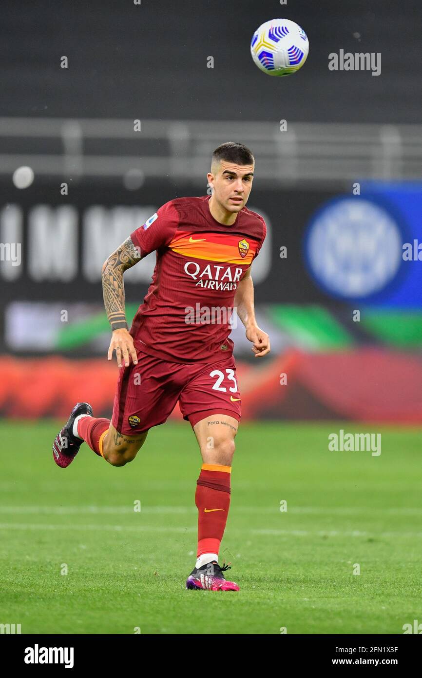 Milano, Italia. 12 maggio 2021. Gianluca Mancini (23) di Roma ha visto durante la Serie UNA partita tra Inter e Roma a Giuseppe Meazza di Milano. (Photo Credit: Gonzales Photo/Alamy Live News Foto Stock