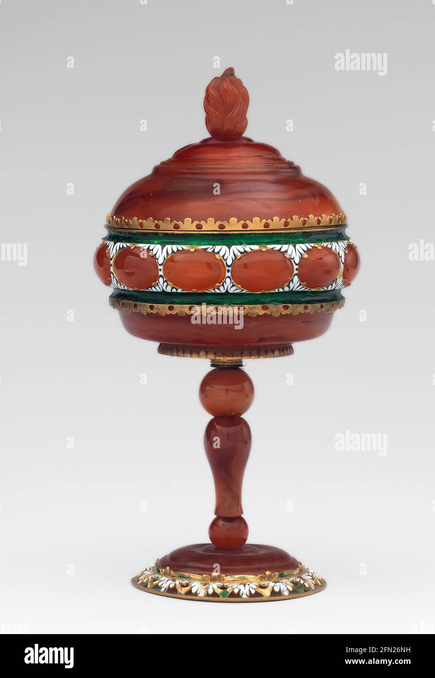 Tazza con coperchio ca. 1650–60 - tesori reali francesi elencati in un inventario fatto durante il regno di Re Luigi XIV (1643–1715) Foto Stock