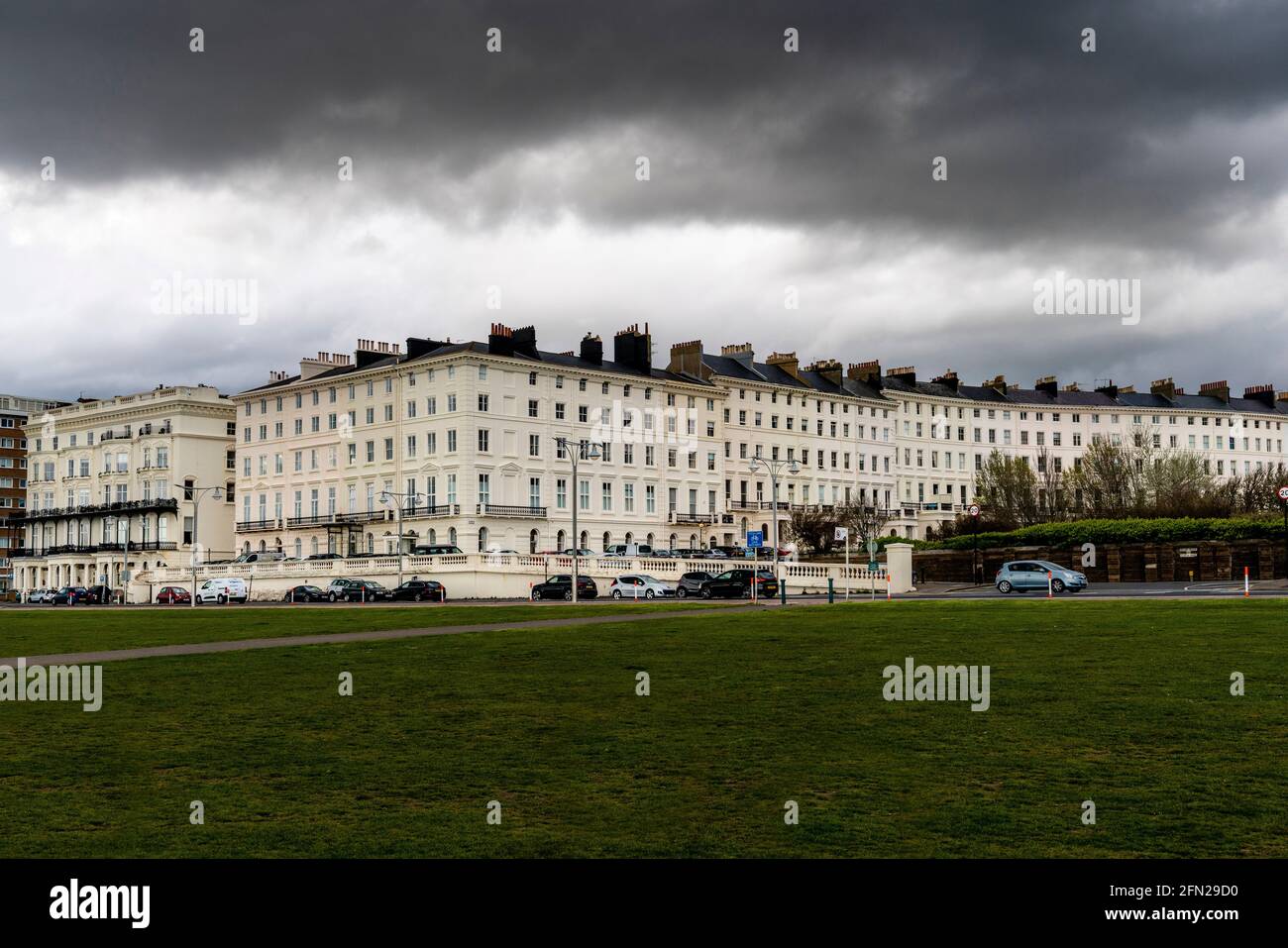 Hotel sul lungomare, Brighton, East Sussex, Regno Unito. Foto Stock