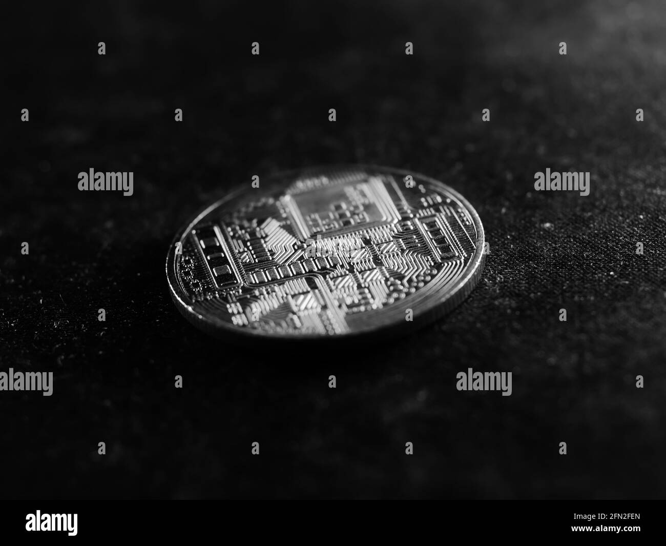 Immagine in scala di grigi della valuta criptata Foto Stock