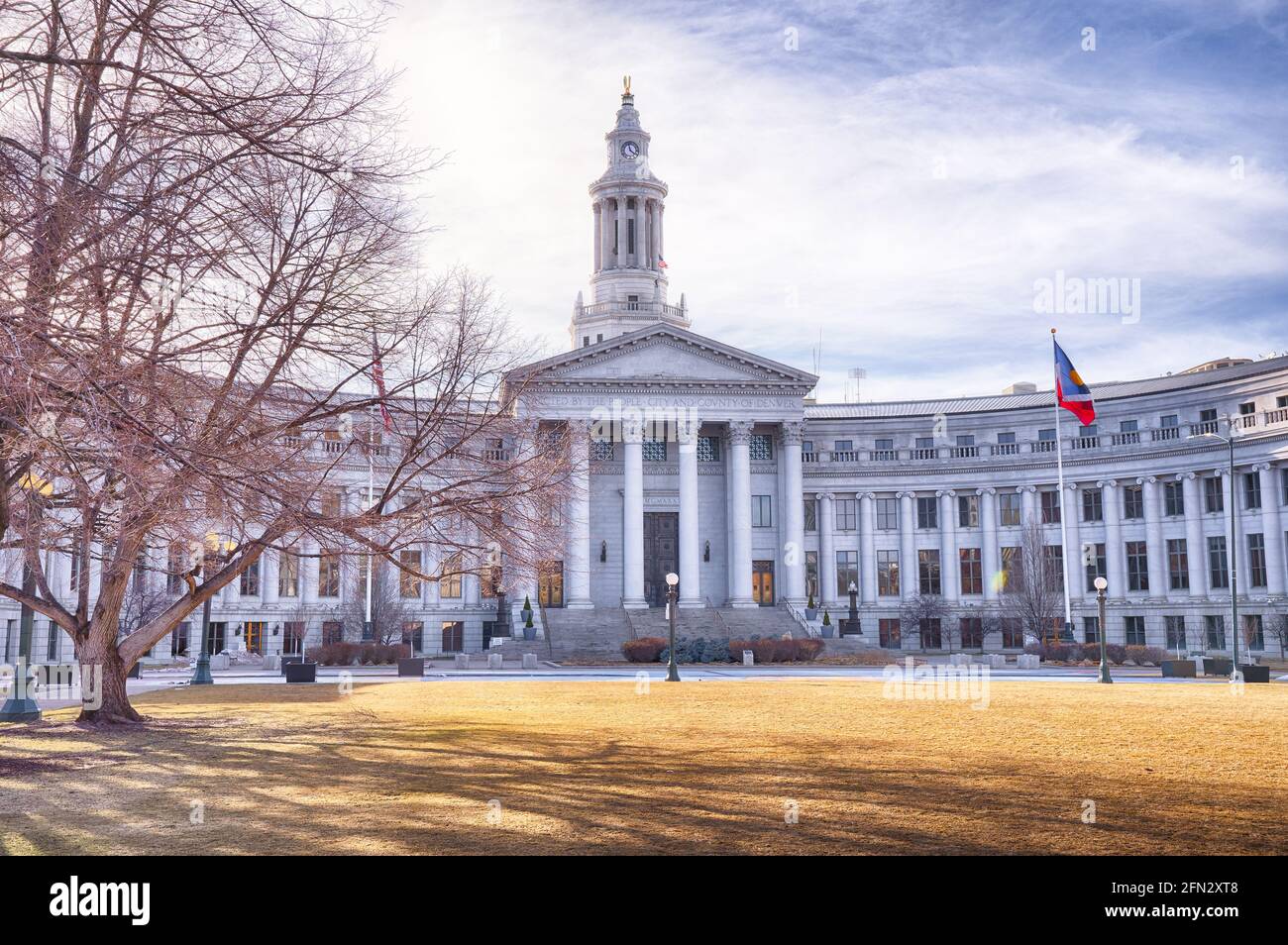 Esterno dell'edificio del Consiglio cittadino di Denver nel Centro Civico Parcheggio Foto Stock