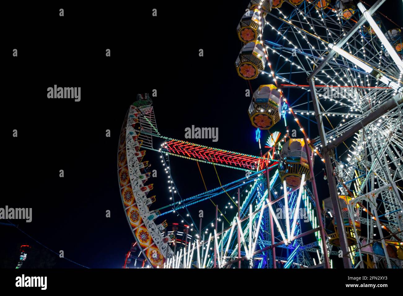 Varie giostre alla fiera Pushkar Foto Stock