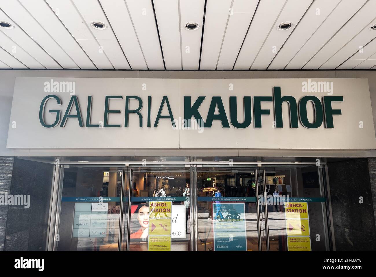 Galeria Kaufhof, negozio di appartamenti nel centro di Monaco Foto Stock