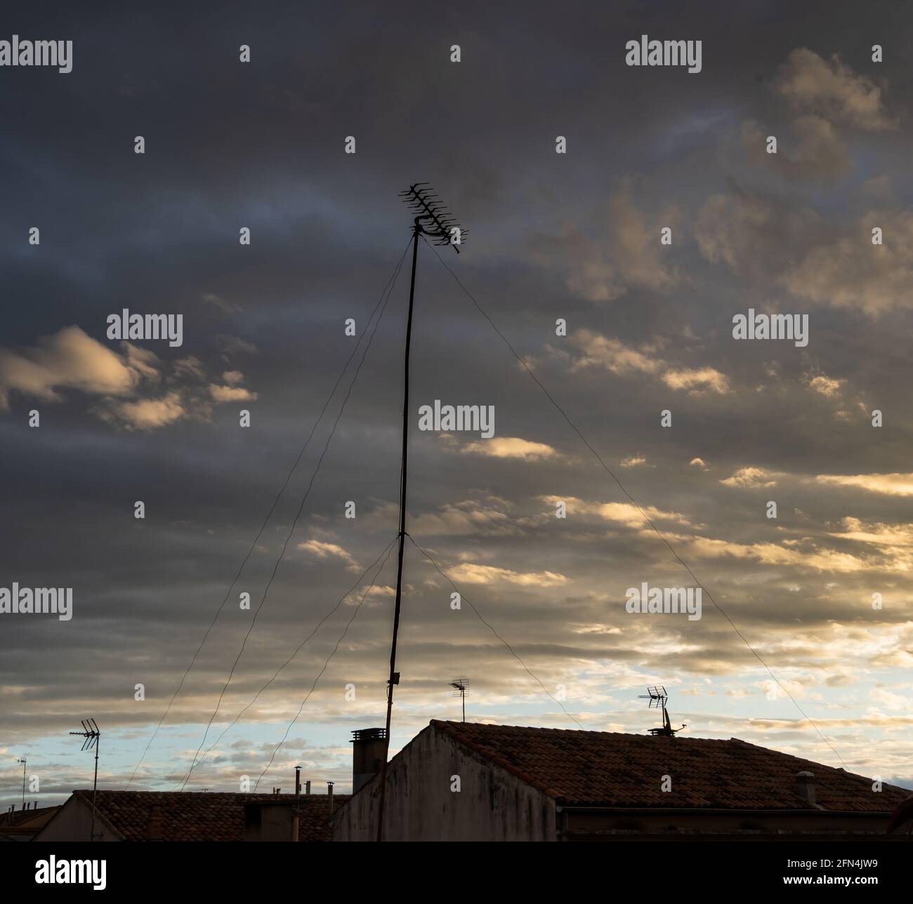 Vecchia antenna analogica della TV Foto Stock