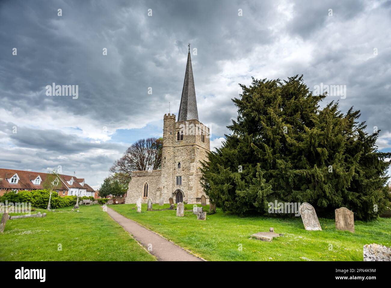 Raffreddamento, 11 maggio 2021: Chiesa di St Werburgh a Hoo sulla penisola di Hoo, Kent Foto Stock