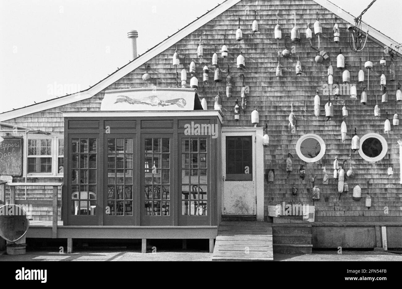 Stonington, CT Lobster Floats e boe. Parte di una serie di 35 fari della costa orientale americana fotografati tra novembre 1992 e settembre 1993. Foto Stock