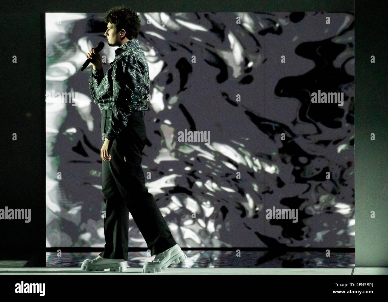Rotterdam, Paesi Bassi. 14 maggio 2021. Gjon Muharremaj - Tears di Gjon, in rappresentanza della Svizzera che ha eseguito la canzone Tout l‘Univers alla prova del concorso di canzoni Eurovisione 2021. Credit: Notizie dal vivo di Nearchos/Alamy Foto Stock