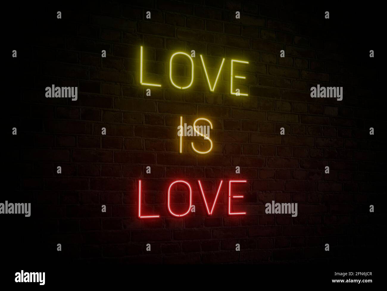 Illuminato e luminoso 'L'AMORE È L'AMORE' segno al neon in giallo, arancione e rosso sulla parete di mattoni scuri. Foto Stock