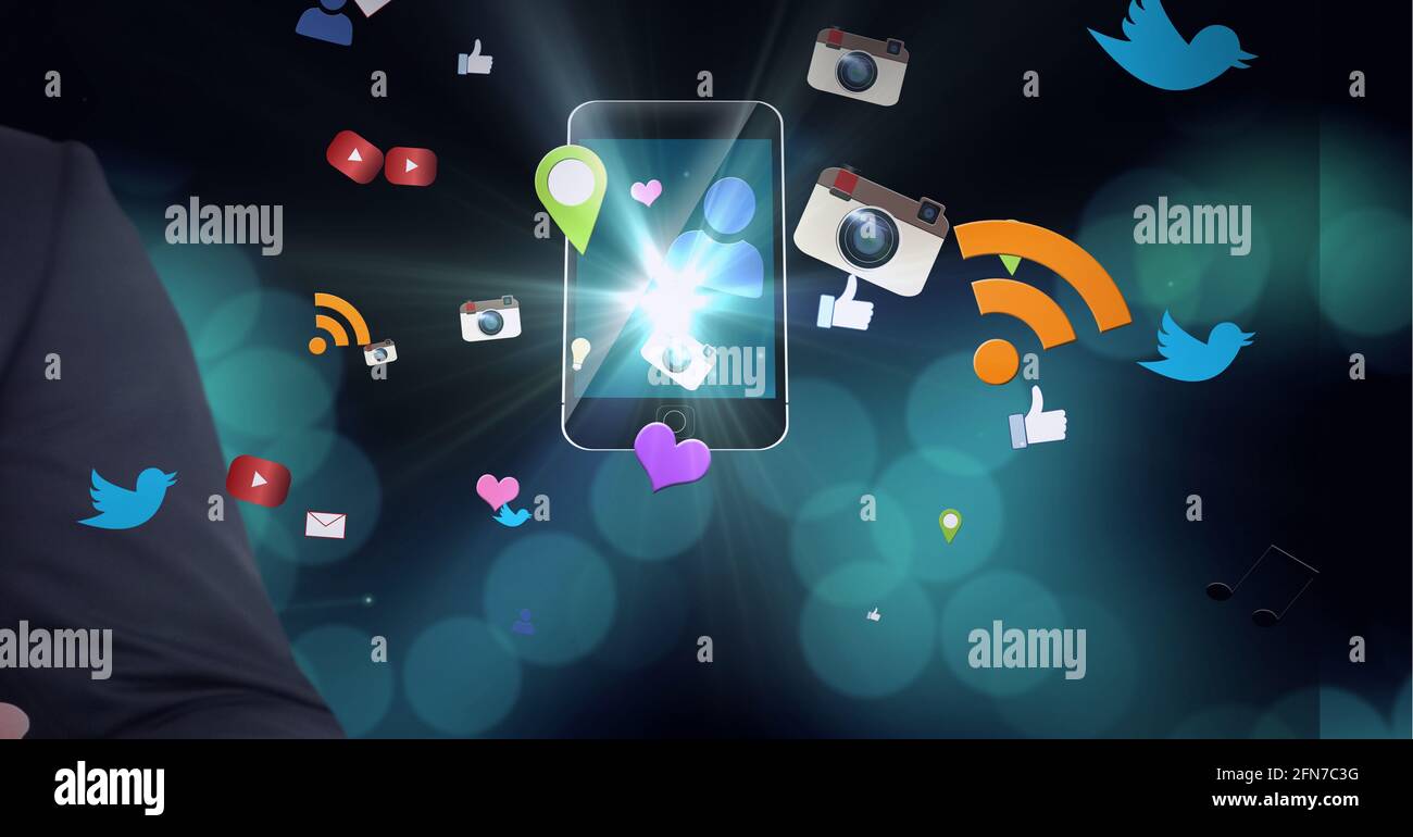 Icone dei social media su un dispositivo intelligente e su concetti aziendali, tecnologici e aziendali Foto Stock