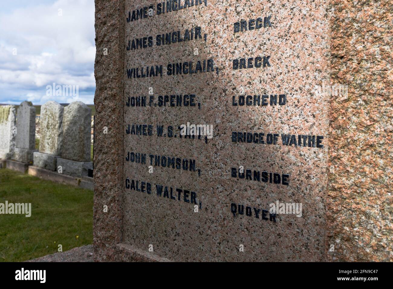 dh Cemetery Memorial STENNESS ORKNEY James Tait primo secondo mondo Vittime civili di guerra uccise in bombardamenti a Bridge Di rinuncia Foto Stock