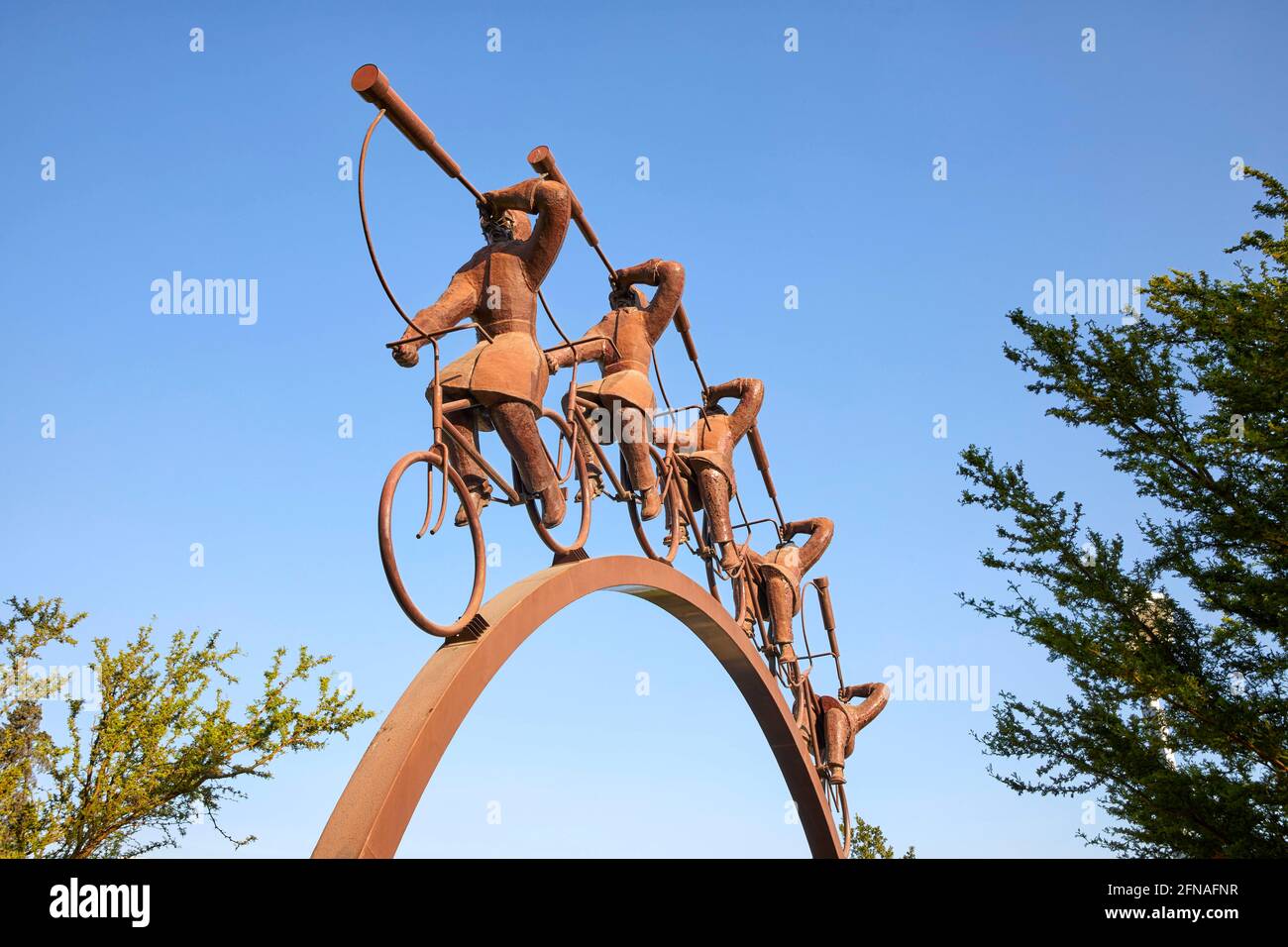 La Busqueda scultura in Bicentenario Parco Vitacura Parque Bicentenario by Hernan Puelma a Santiago Cile Sud America Foto Stock