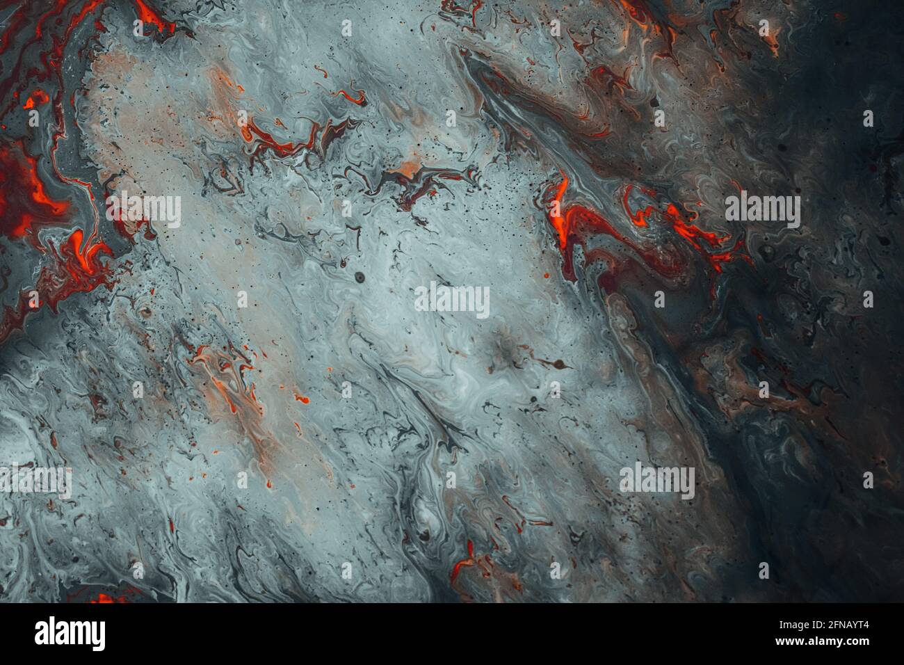 Un primo piano di una pittura astratta di marmo con pitture miste ideale per sfondi e sfondi Foto Stock