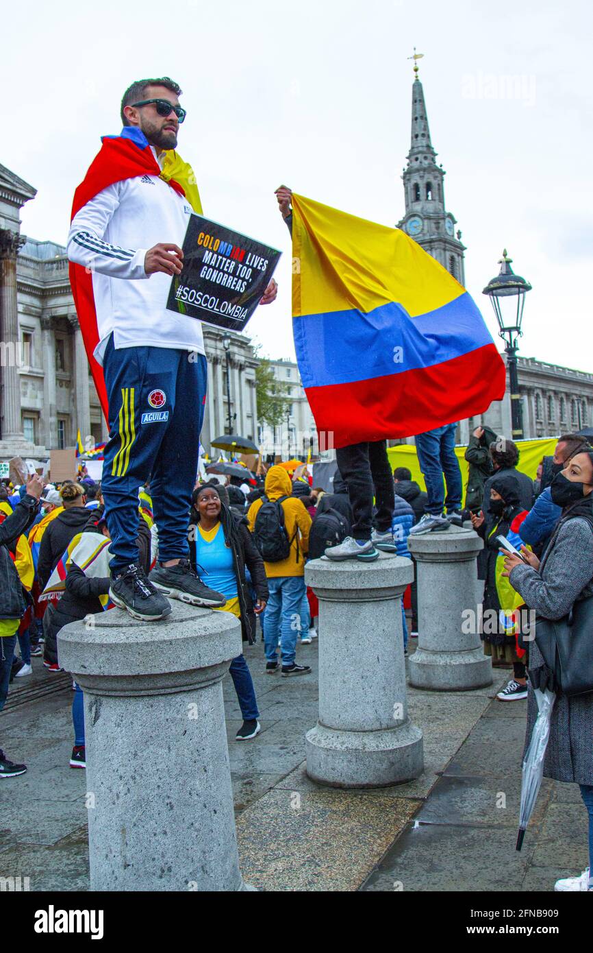 Londra, Regno Unito - Maggio 5th 2021: Protesta colombiana a Trafalgar Square. Foto Stock