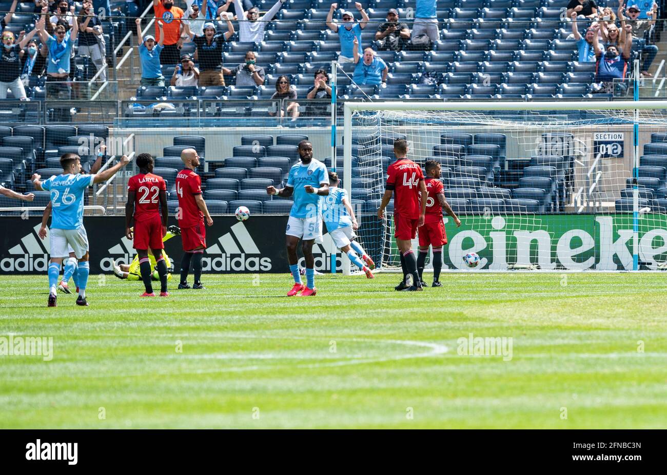 New York, NY - 15 maggio 2021: Jesus Medina (19) ha segnato il gol durante la partita regolare di MLS contro il Toronto FC sullo Yankees Stadium Foto Stock