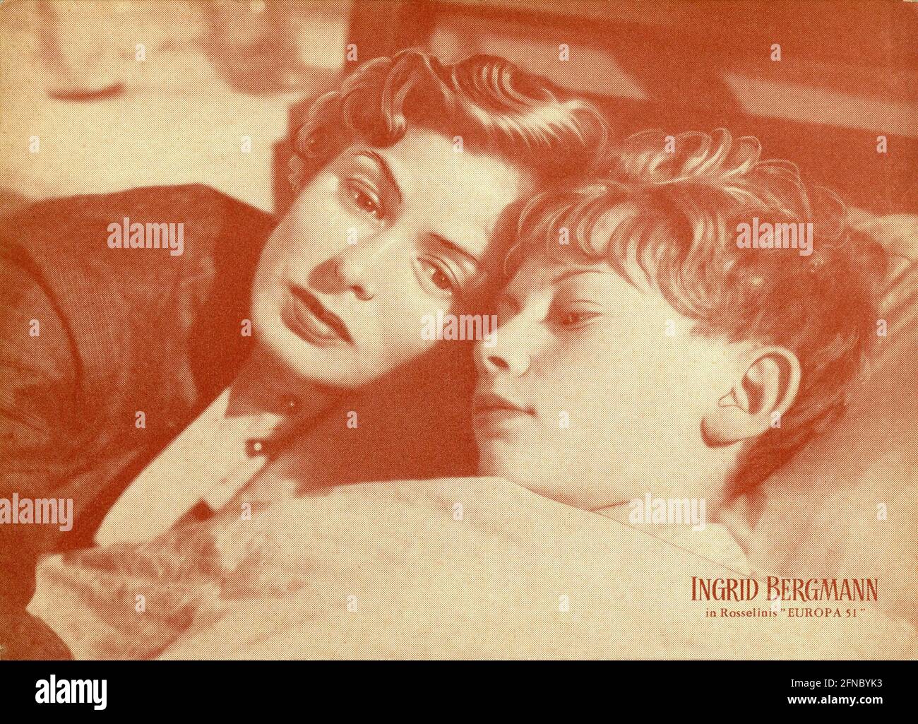 INGRID BERGMAN e SANDRO FRANCHINA in Europa '51 (1952) direttore produttore e storia ROBERTO ROSSELLINI associati produttori Dino De Laurentiis E Carlo ponti ponti-De Laurentiis Cinematografica / Lux Film Foto Stock