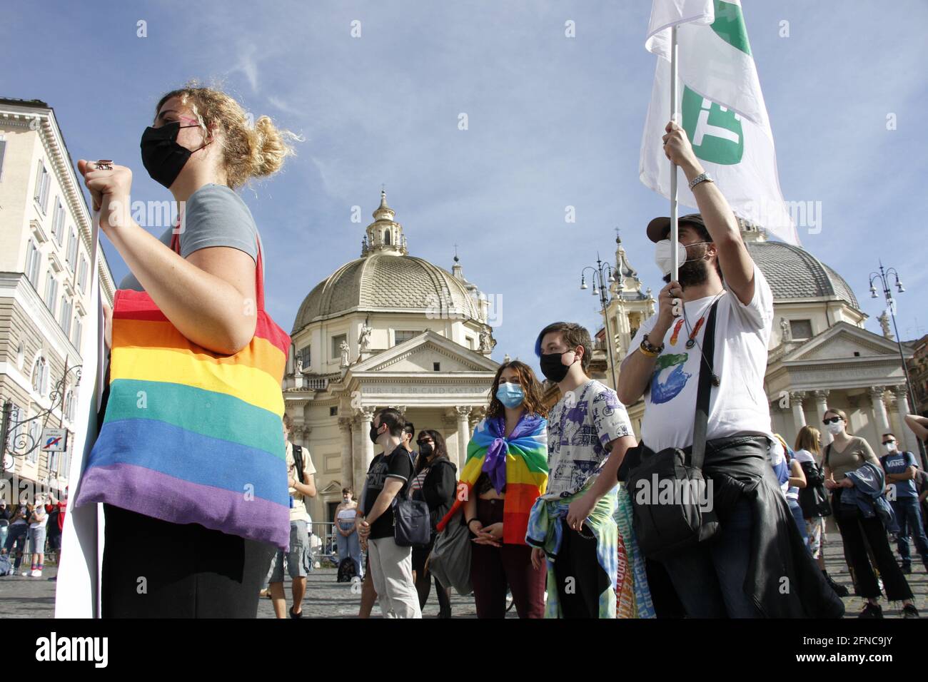 15 maggio 2021 dimostrazione a supporto dell'approvazione di Il disegno di legge Zan contro l'omofobia e la discriminazione a Roma Italia Foto Stock