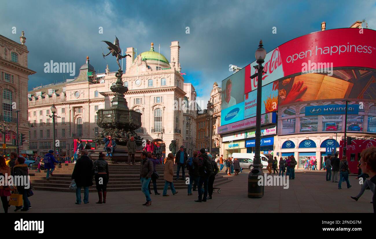 Cartelloni Piccadily Circus Londra Foto Stock