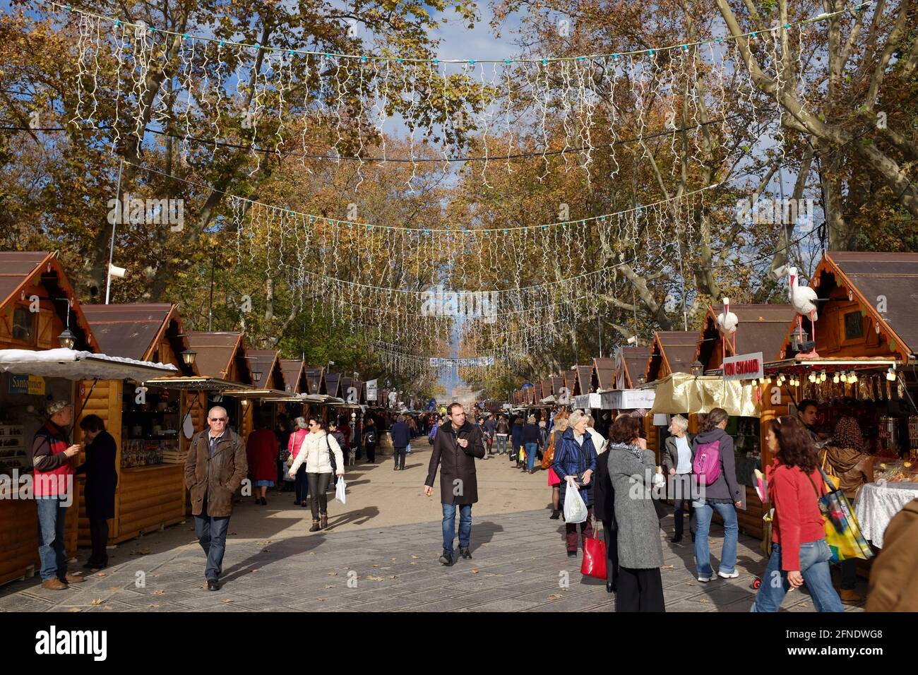 Mercatino di Natale nel centro di Montpellier, Occitanie, Francia meridionale Foto Stock