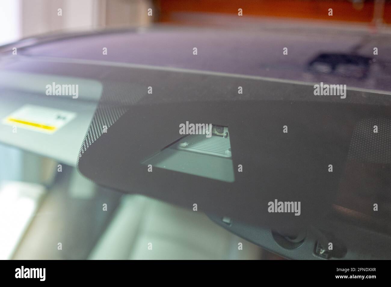 Telecamera anteriore, parte di un sistema di assistenza alla guida su un'automobile Honda, Lafayette, California, 17 marzo 2021. () Foto Stock