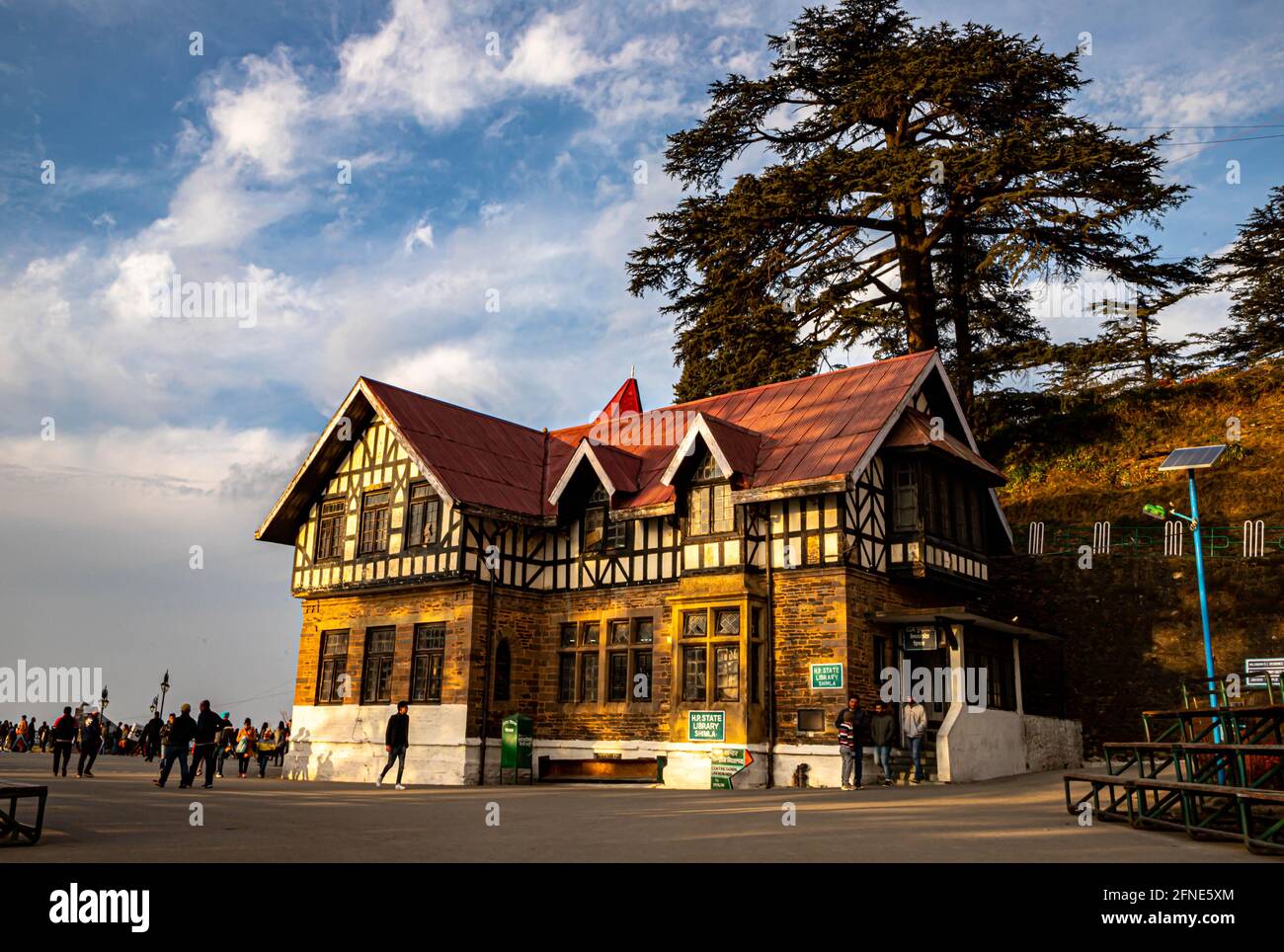 casa in stile coloniale realizzata a shimla. Foto Stock