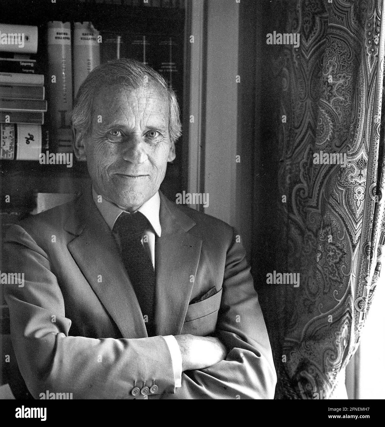 Jean D'Ormesson (Parigi, 16 giugno 1925) scrittore, giornalista francese, direttore editoriale del giornale 'le Figaro' dal 1974-1977 e ufficiale dell'UNESCO, Parigi (1991). [traduzione automatizzata] Foto Stock