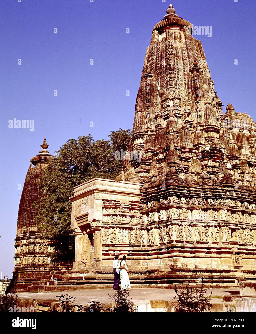 Tempio di Kandarija Mahaeva nel centro della dinastia Chandella (III-XIII secolo). [traduzione automatizzata] Foto Stock