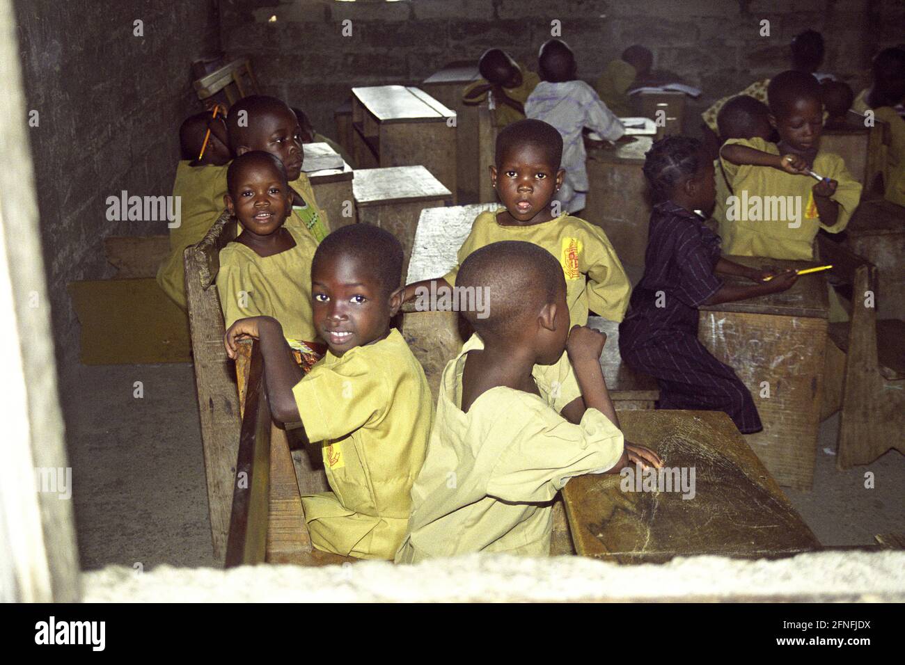 Scena scolastica ad Abeokuta, Nigeria, 1999 [traduzione automatizzata] Foto Stock