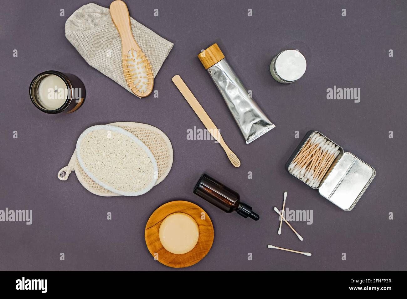 Set di zero rifiuti e igiene personale e cura riutilizzabili prodotti e cosmetici Foto Stock