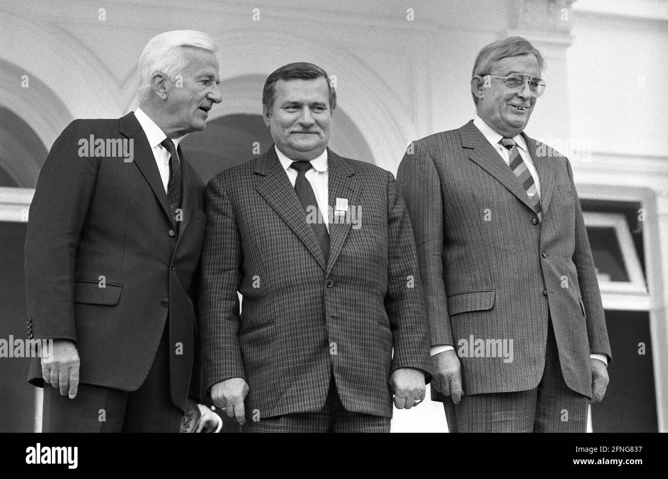 Germania, Bonn, 07.09.1989. Archivio No: 08-18-12 Visita di Lech Walesa, Presidente del Solidarno?? Sindacato Foto: Lech Walesa e il presidente federale Richard von Weizsäcker e il presidente del DGB Ernst Breit. [traduzione automatizzata] Foto Stock